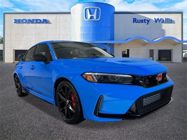 2025 Honda Civic Hatchback Type-R's photo