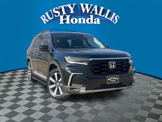 2024 Honda Pilot Touring AWD's photo