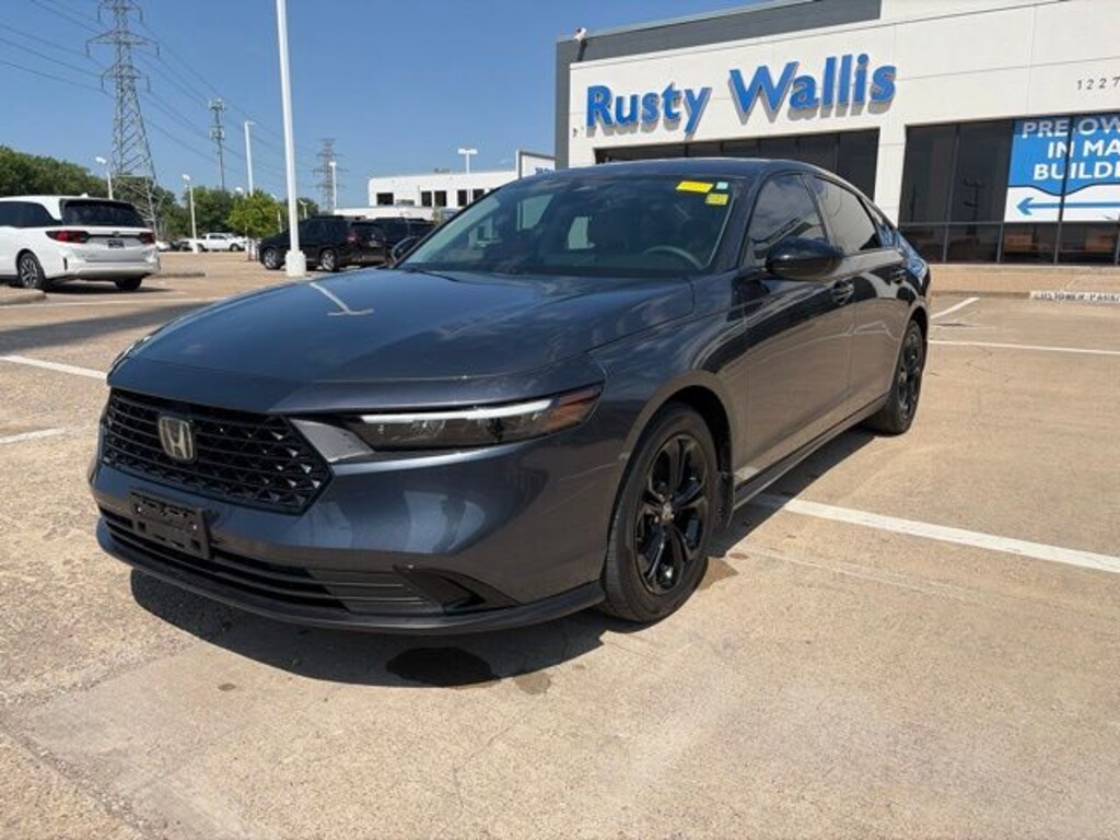 Used 2025 Honda Accord SE Sedan