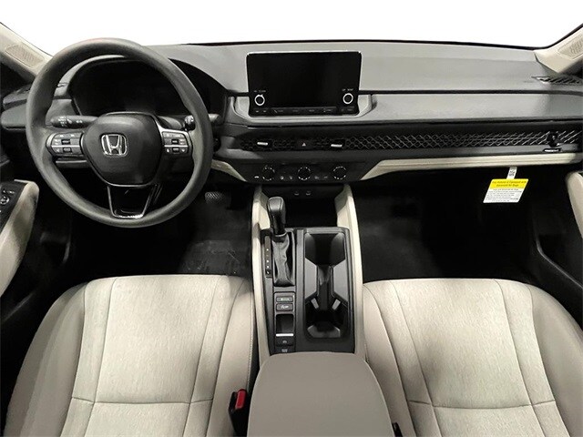 2025 Honda Accord SE - Photo 15