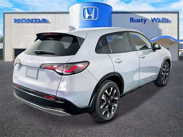 2026 Honda HR-V EX-L photo 2