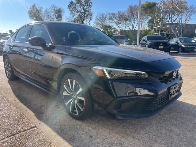 2022 Honda Civic Hatchback EX-L's photo