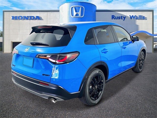 2026 Honda HR-V Sport photo 2