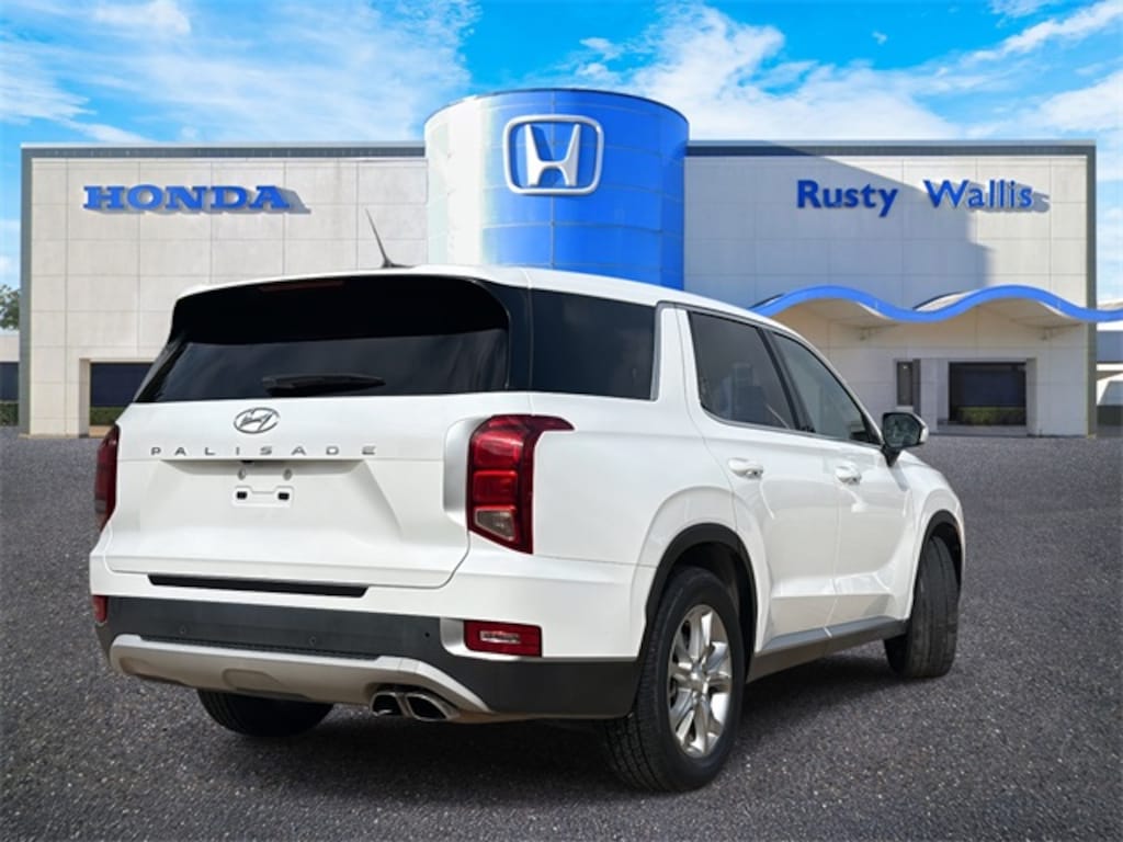 Used 2022 Hyundai Palisade SE SUV