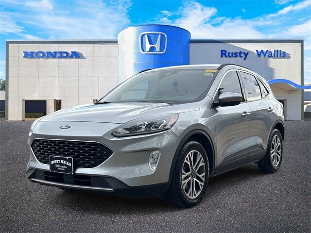 2022 Ford Escape SEL photo 4