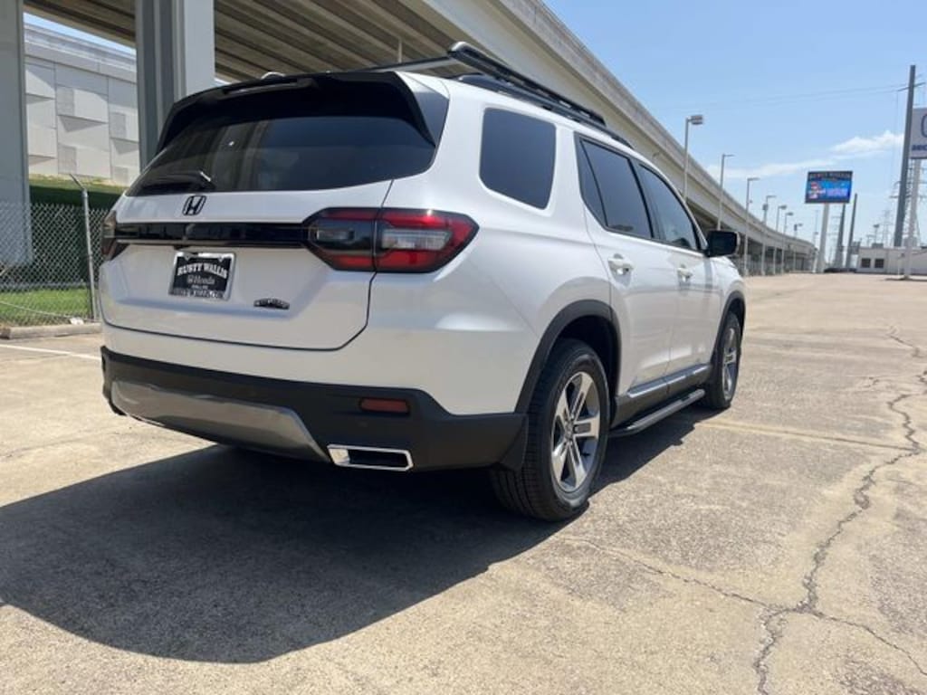 New 2026 Honda Pilot EX-L FWD SUV