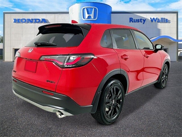 2026 Honda HR-V Sport photo 3