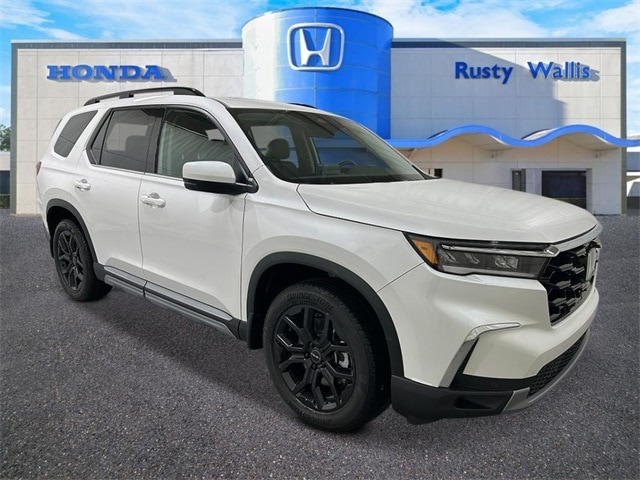 2025 Honda Pilot Touring's photo