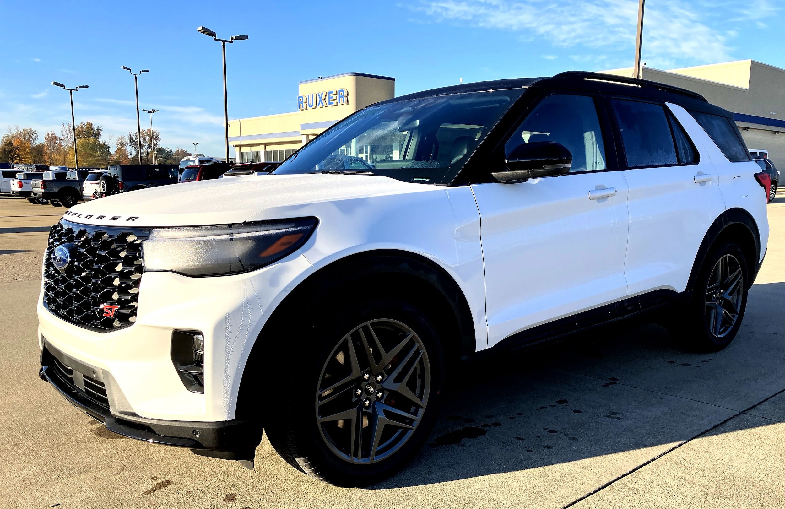 2026 Ford Explorer ST's photo