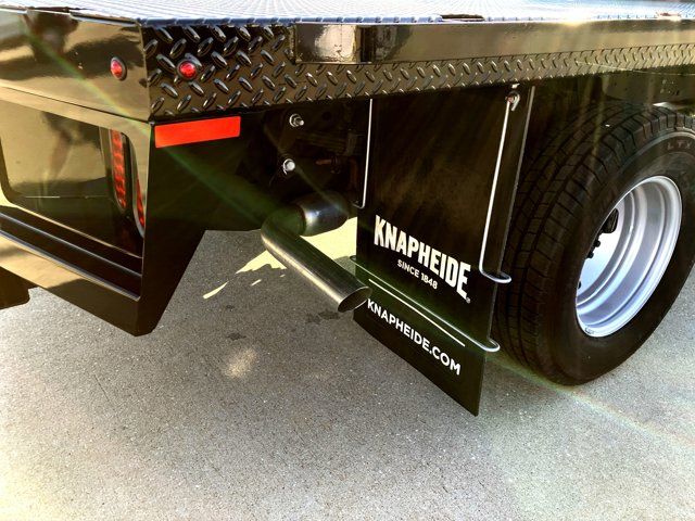 2024 Ford F-350 Super Duty Chassis Cab XL - Photo 17