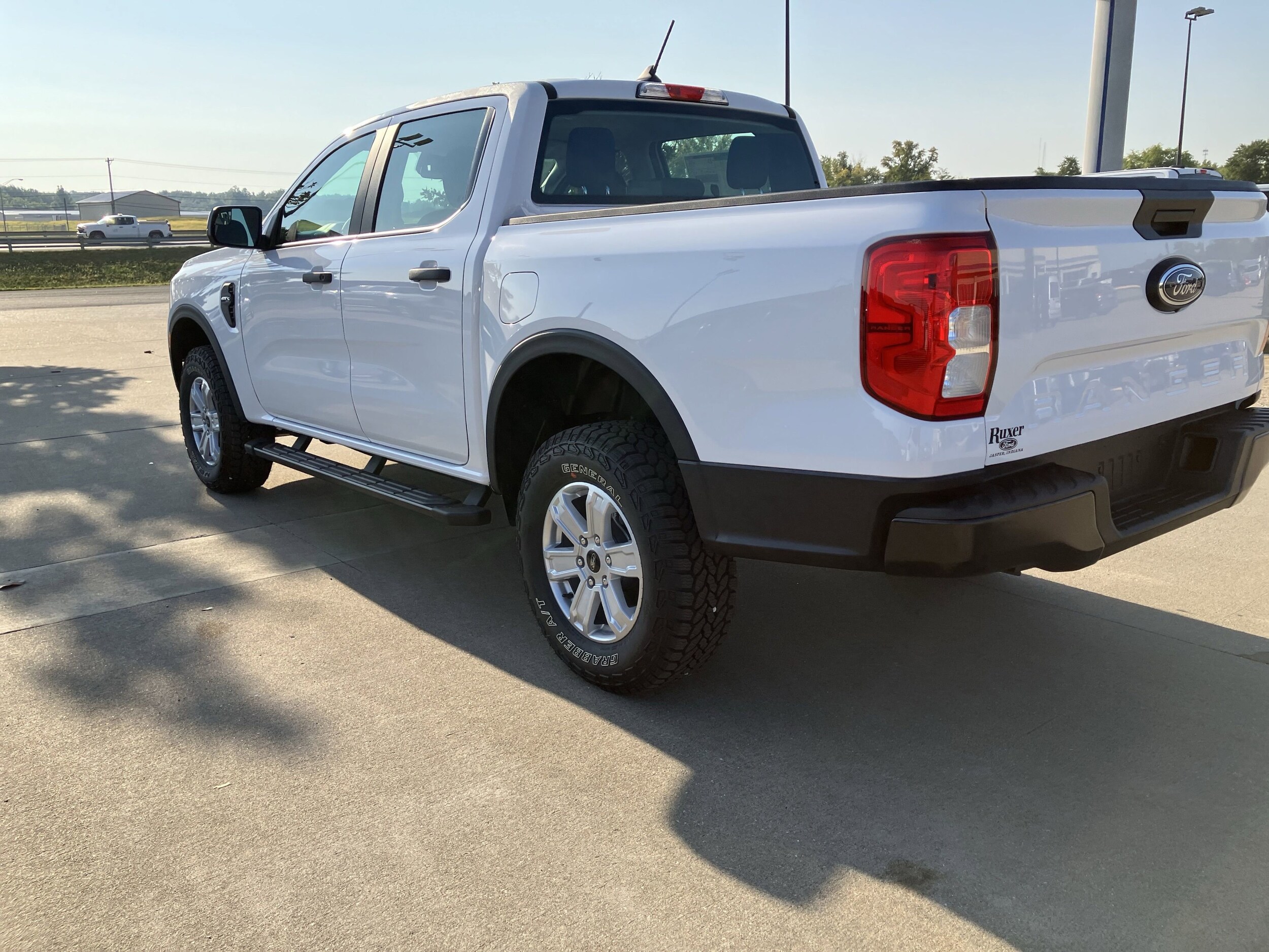 2025 Ford Ranger XL photo 3
