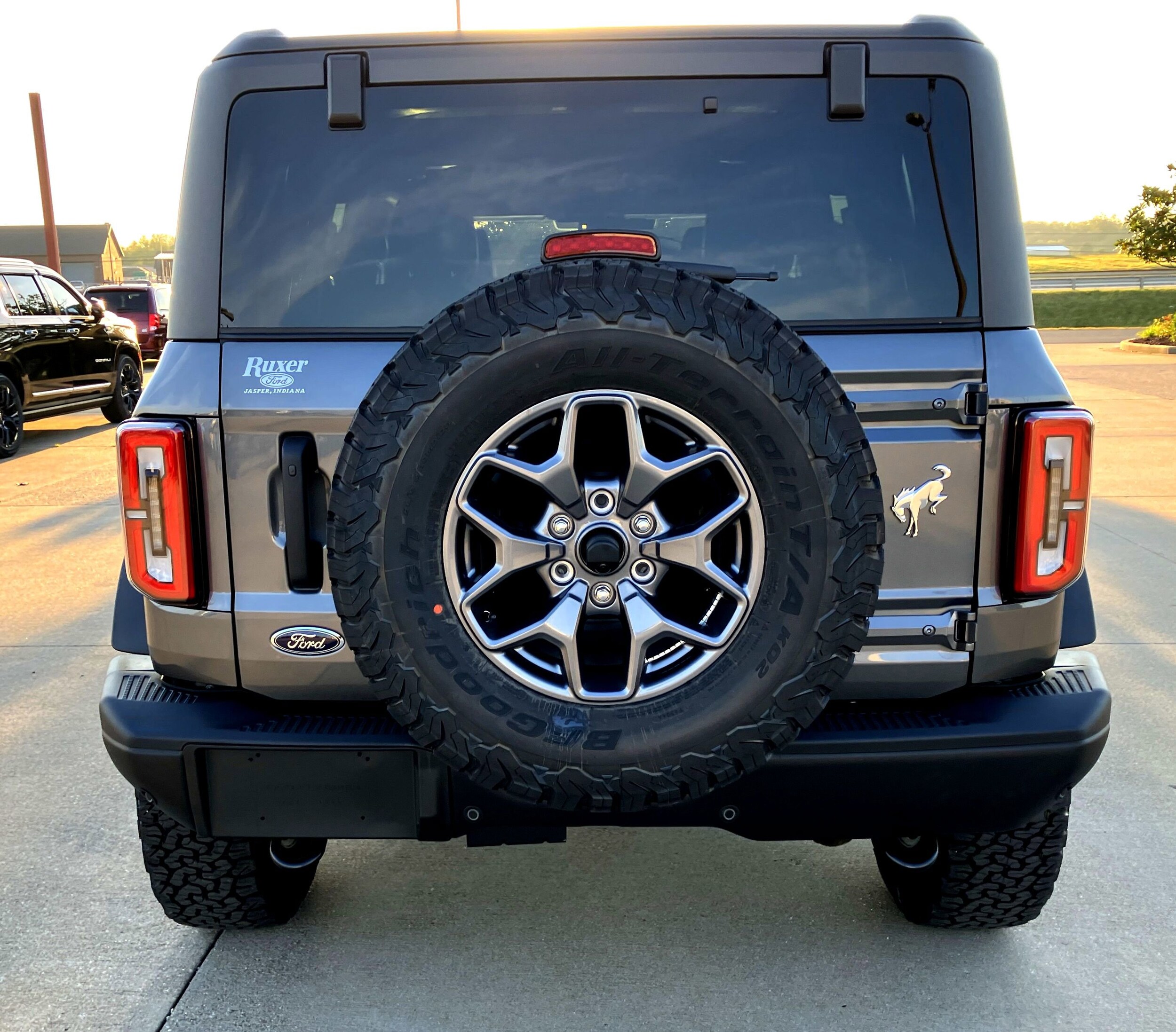 2025 Ford Bronco Badlands photo 3
