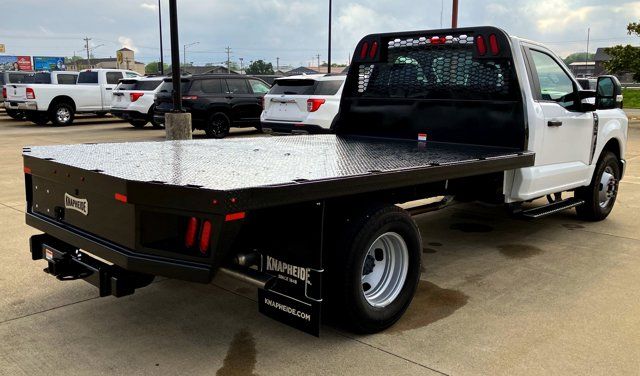 2024 Ford F-350 Super Duty Chassis Cab XL - Photo 8
