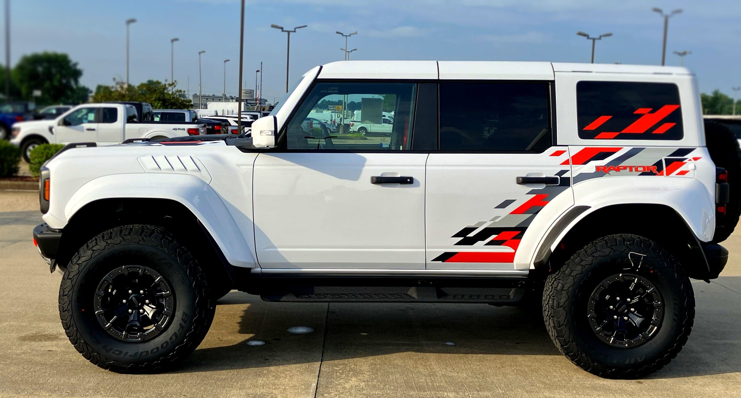 2025 Ford Bronco Raptor photo 4