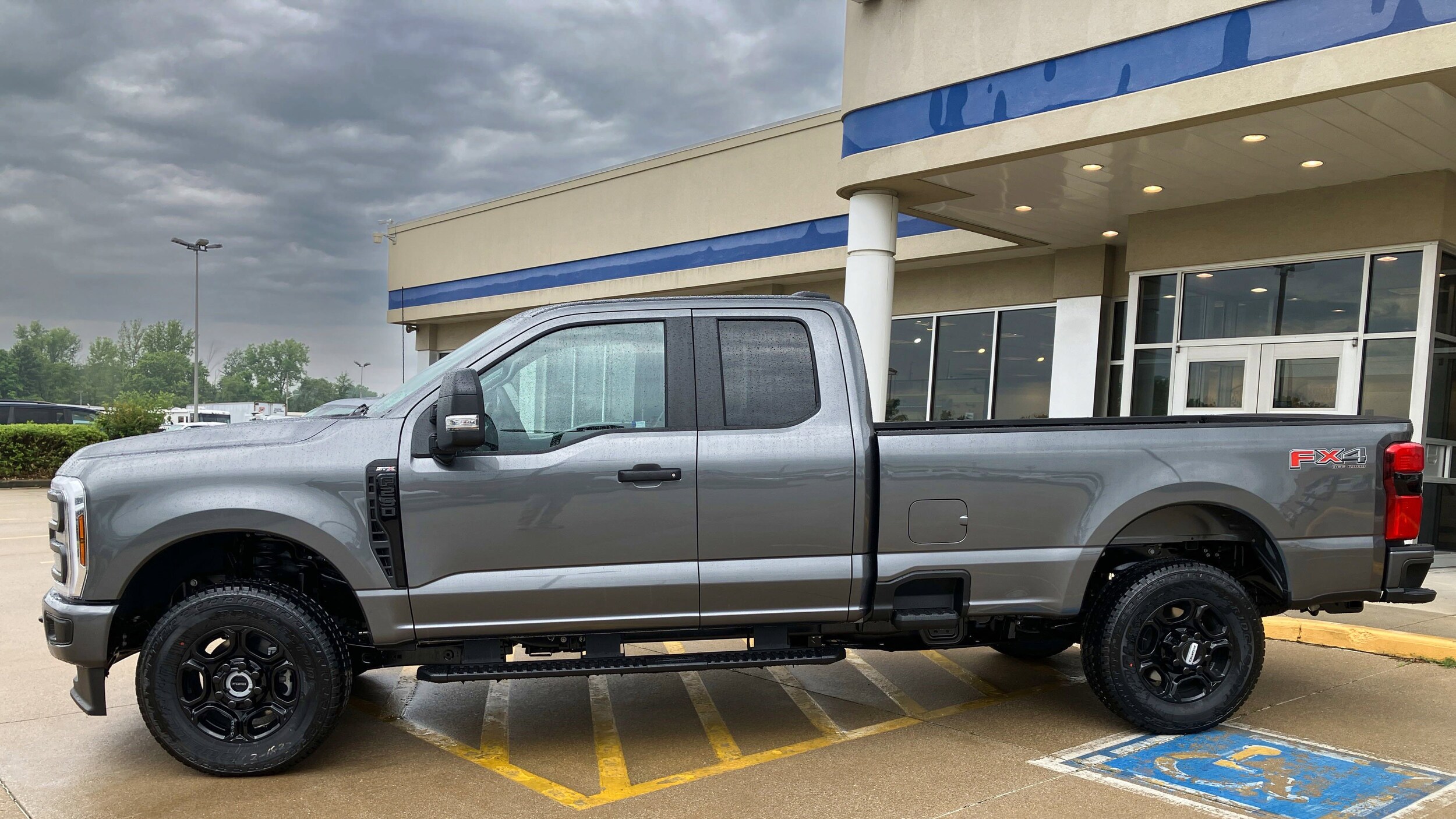 2025 Ford F-250 XL photo 2