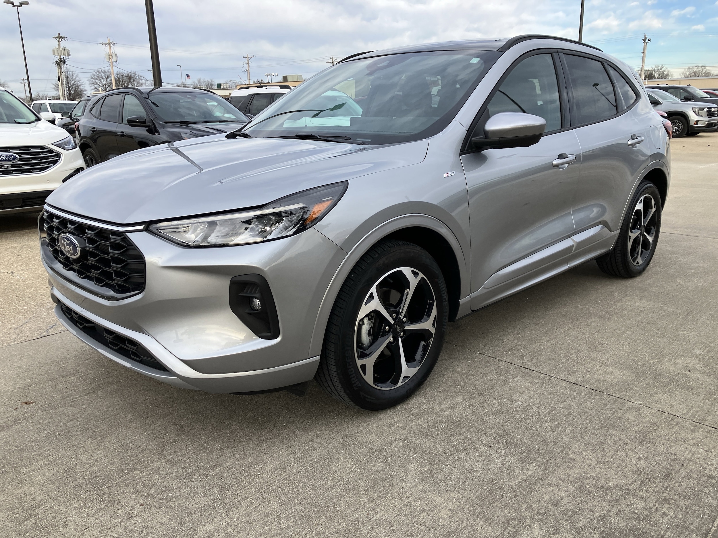2023 Ford Escape ST-Line Select