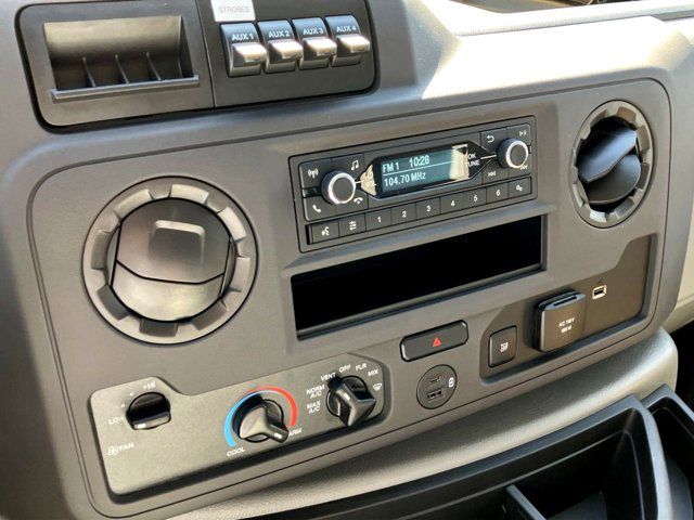 2025 Ford E-Series Cutaway Base - Photo 23