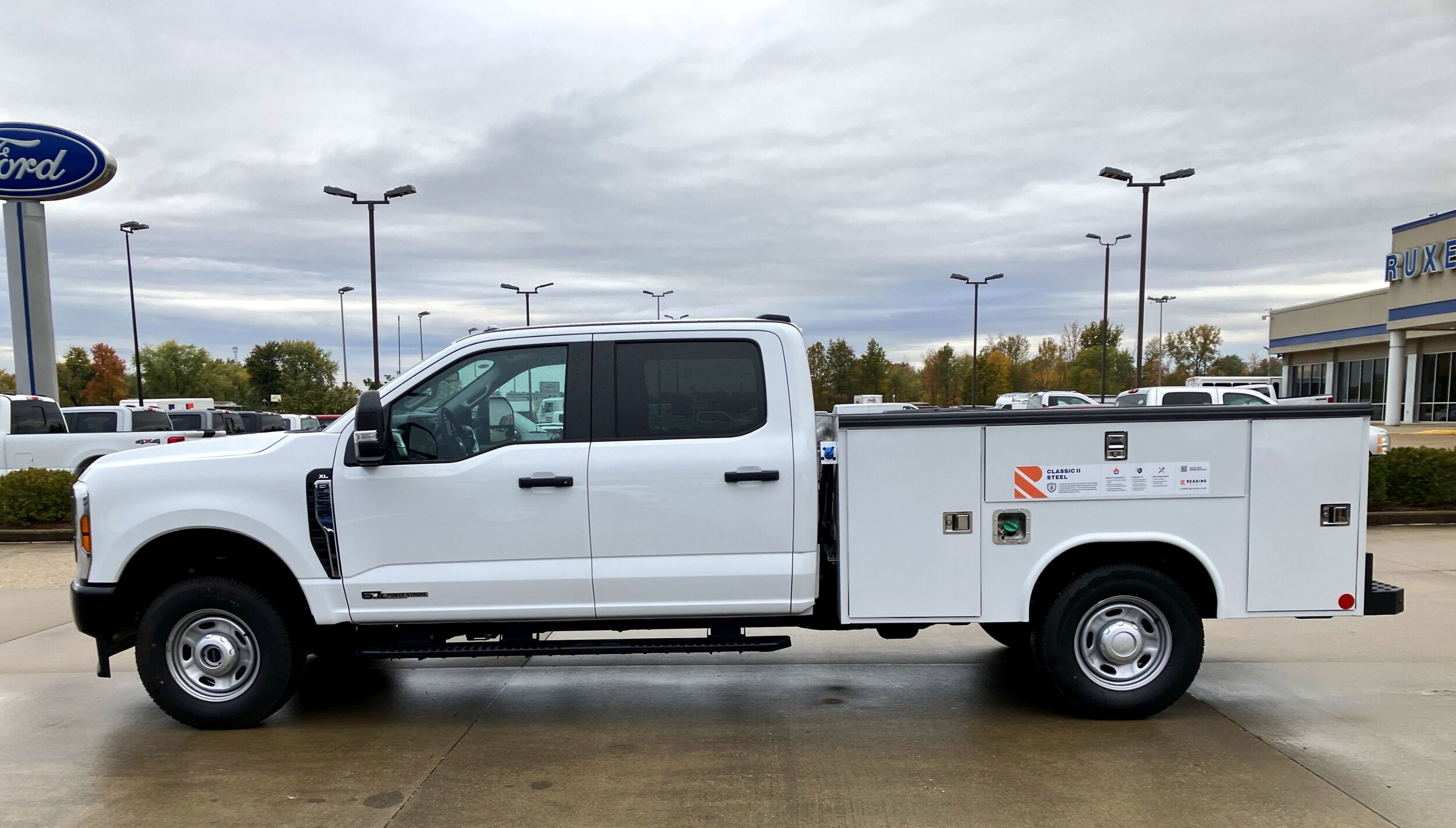 2025 Ford F-250 XL photo 2