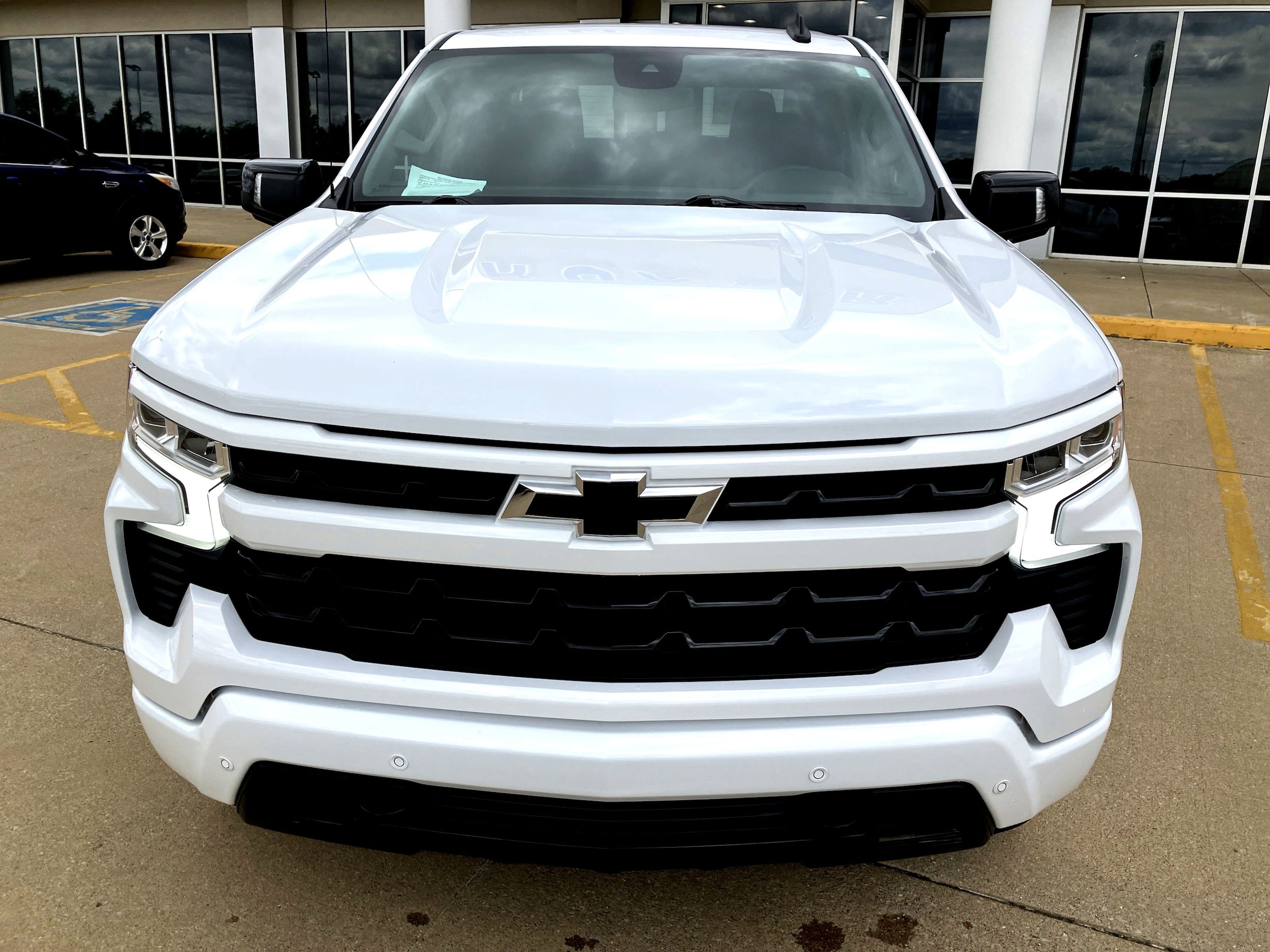 Certified 2024 Chevrolet Silverado 1500 RST with VIN 1GCUDEED2RZ358434 for sale in Jasper, IN