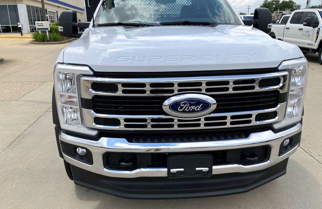 2024 Ford F-550 Super Duty Chassis Cab XL - Photo 10