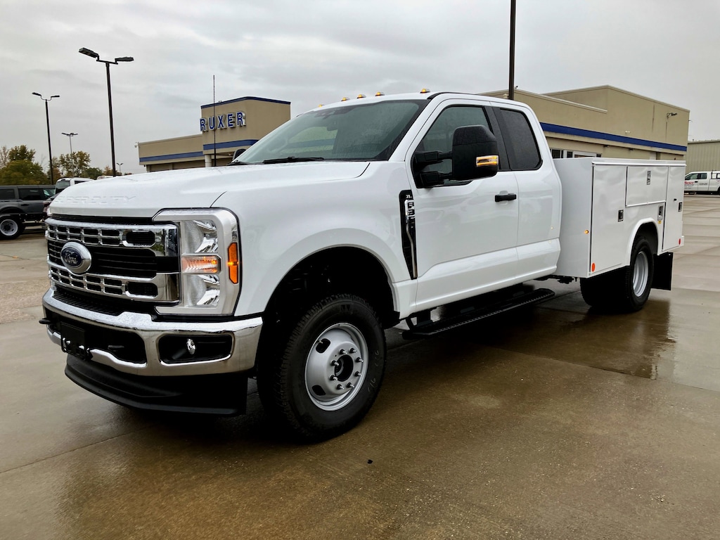 New 2025 Ford Super Duty F-350 DRW XL XL 4WD SuperCab 168 WB 60 CA
