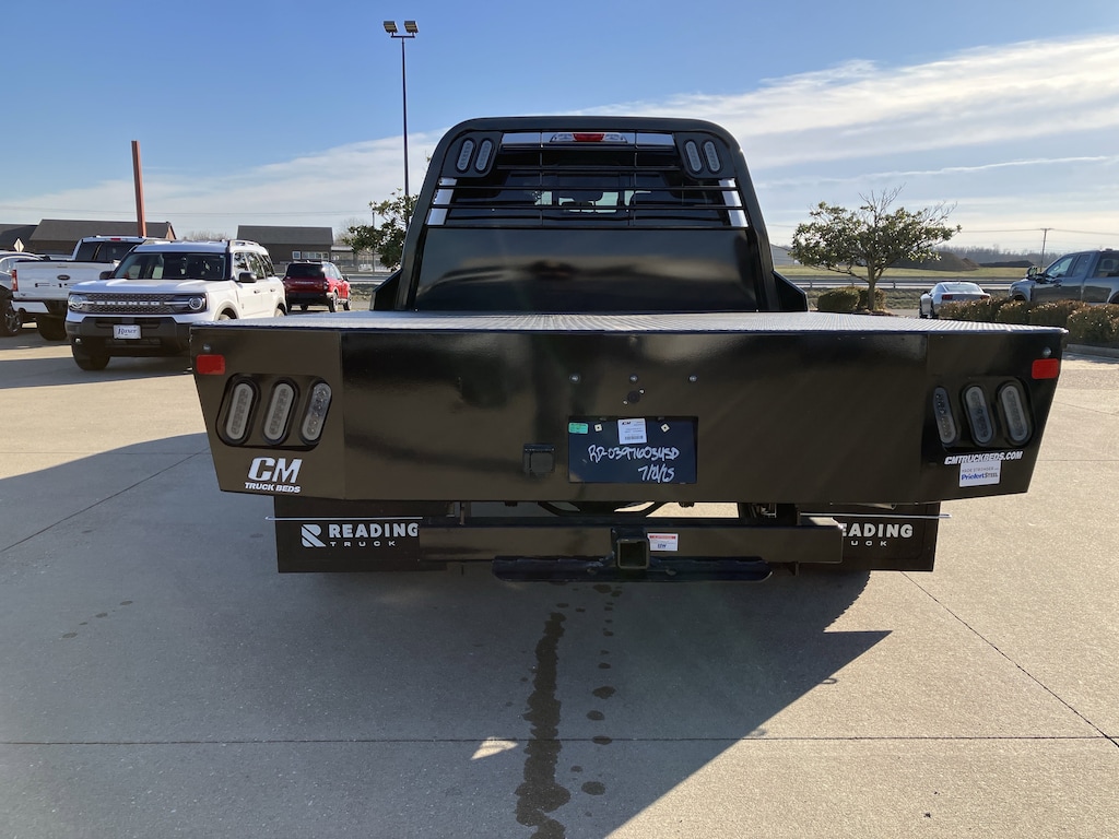 New 2025 Ford Super Duty F-350 DRW XL XL 4WD Crew Cab 179 WB 60 CA