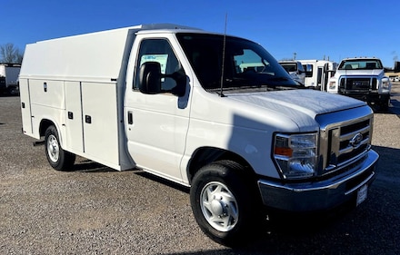 2025 Ford E-Series Cutaway E-350 SRW 138 WB Jasper, IN