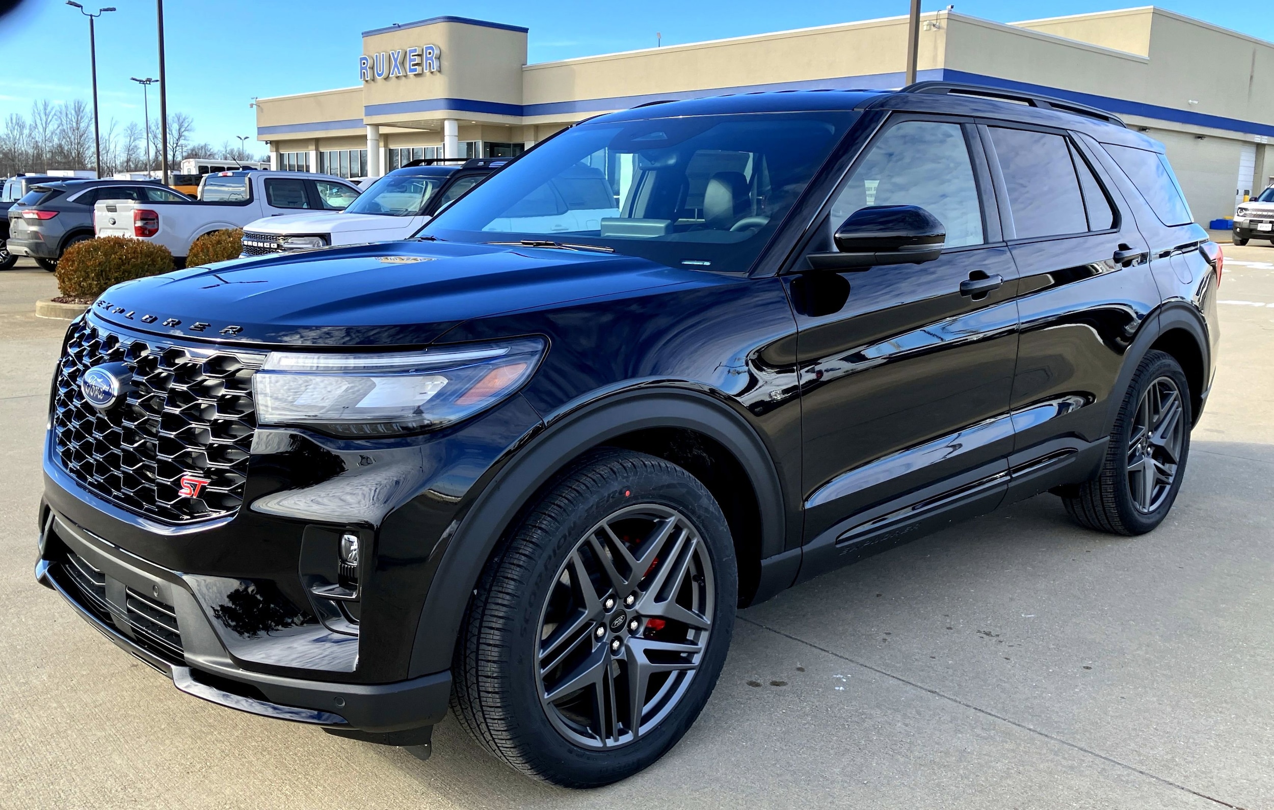 2026 Ford Explorer ST's photo