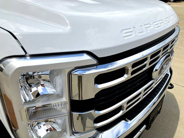 2024 Ford F-550 Super Duty Chassis Cab XL - Photo 12