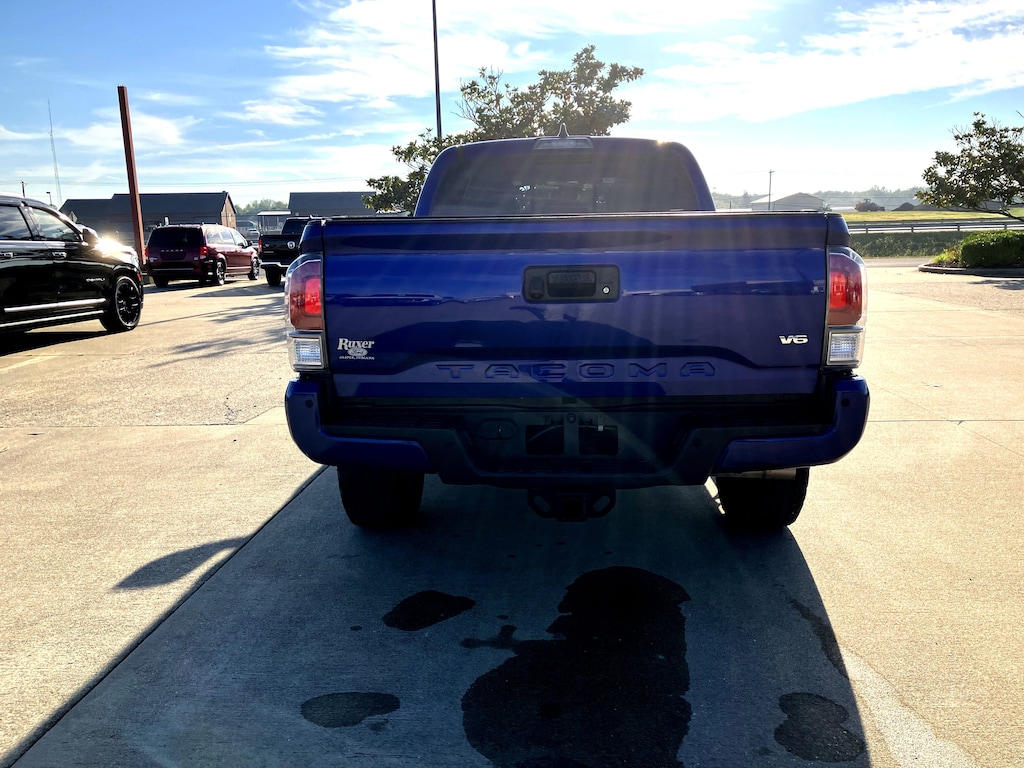 Certified 2023 Toyota Tacoma 4WD SR5 SR5 Double Cab 6 Bed V6 AT