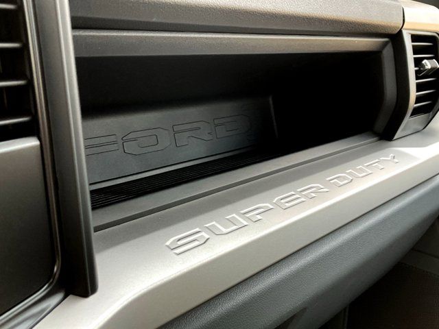 2024 Ford F-350 Super Duty Chassis Cab XL - Photo 25