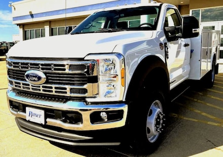 2024 Ford Super Duty F-550 DRW XL 4WD Reg Cab 169 WB 84 CA Jasper, IN