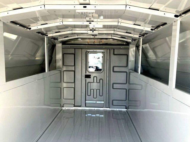 2025 Ford E-Series Cutaway Base - Photo 13