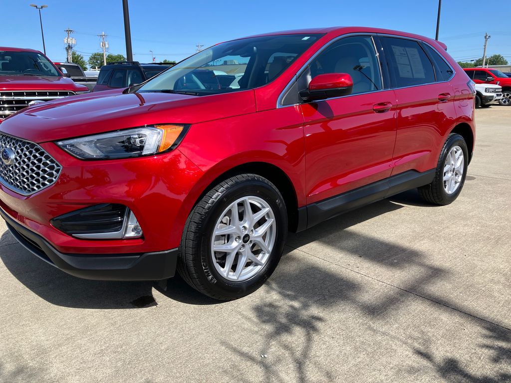 2024 Ford Edge SEL AWD's photo