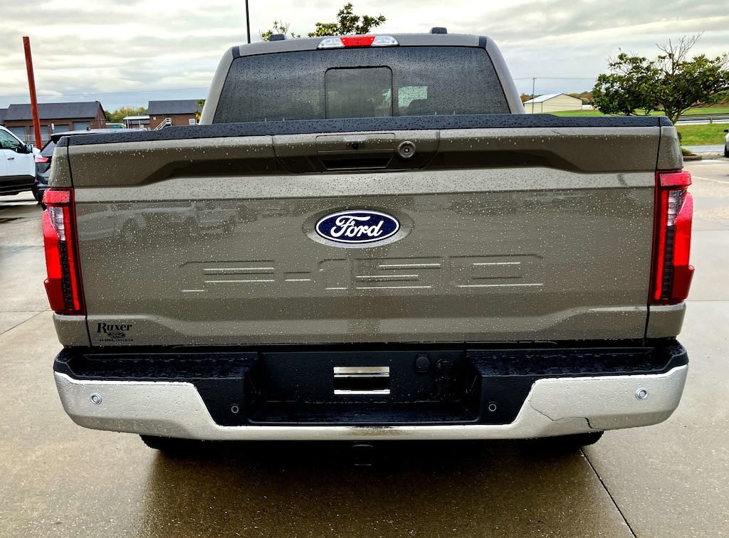 New 2025 Ford F-150 XLT XLT 4WD SuperCrew 5.5 Box