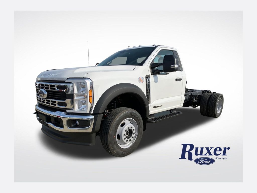 2026 Ford F-600 Super Duty Chassis Cab XL