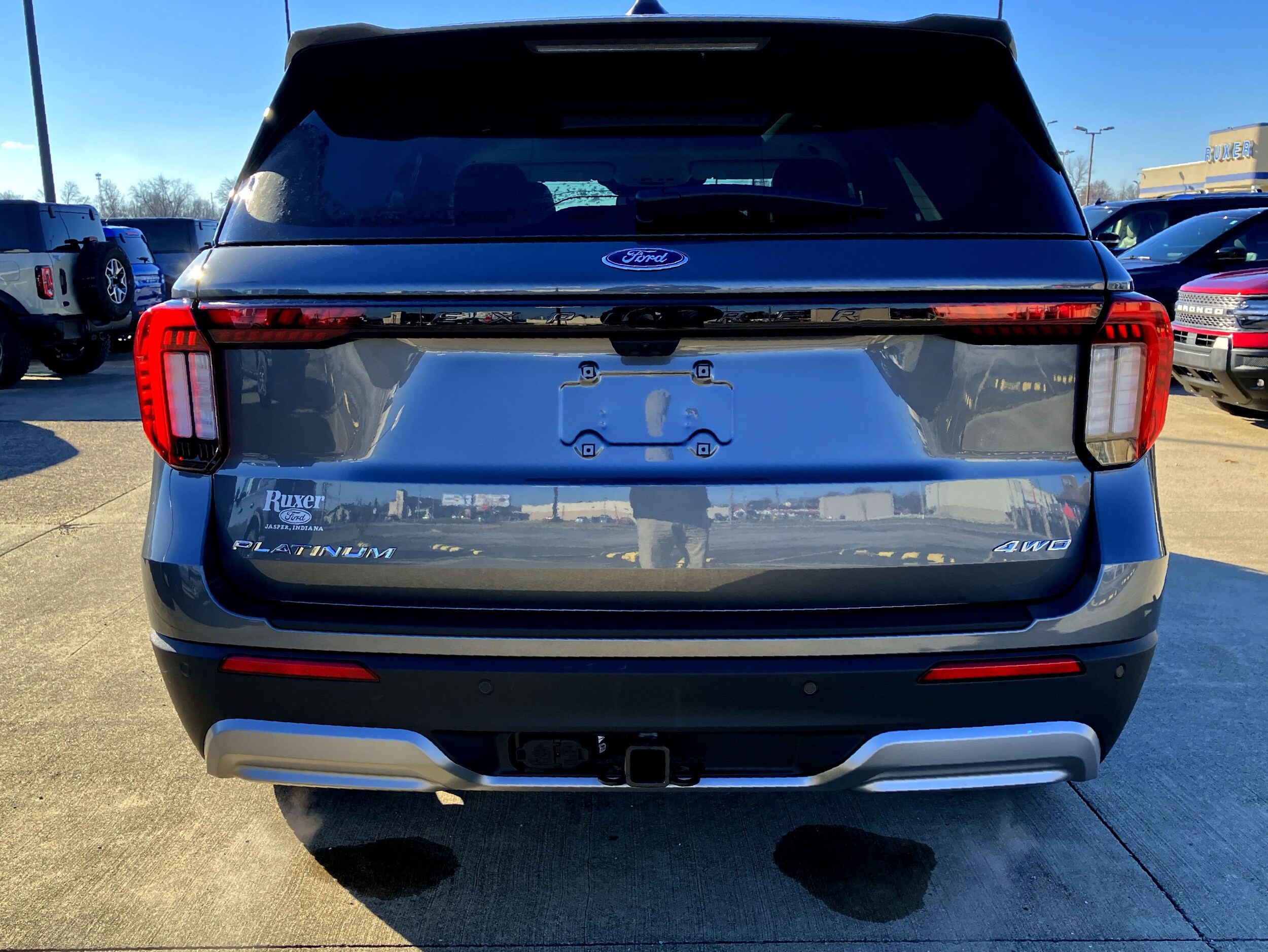 2026 Ford Explorer Platinum photo 3