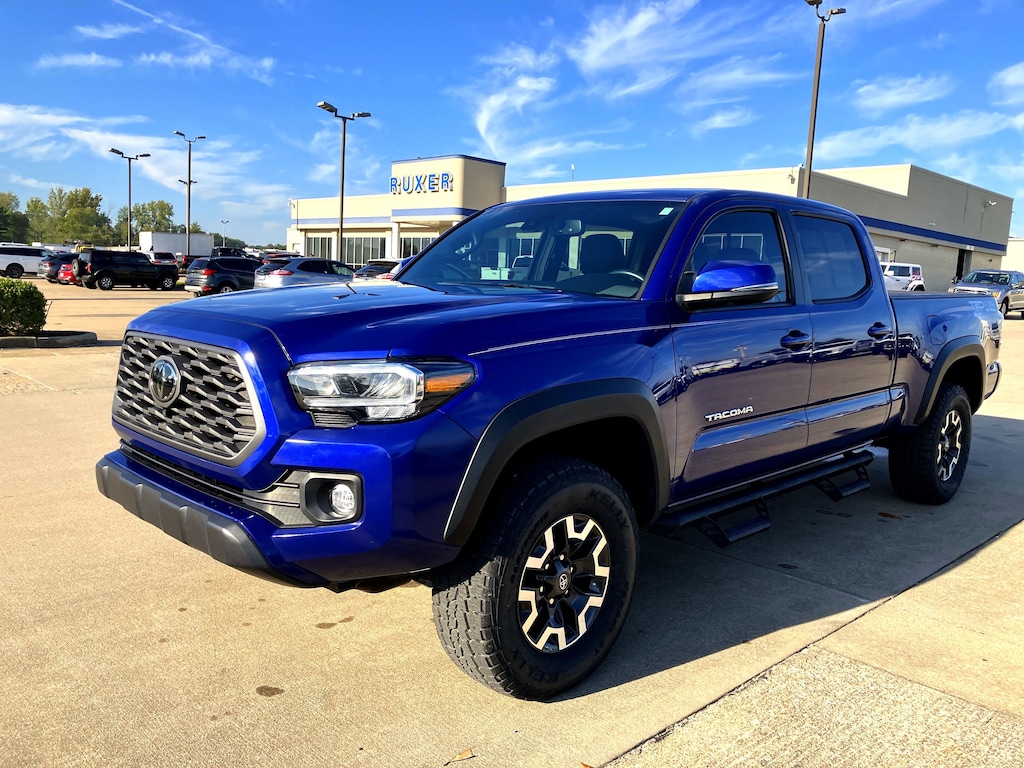 Certified 2023 Toyota Tacoma 4WD SR5 SR5 Double Cab 6 Bed V6 AT