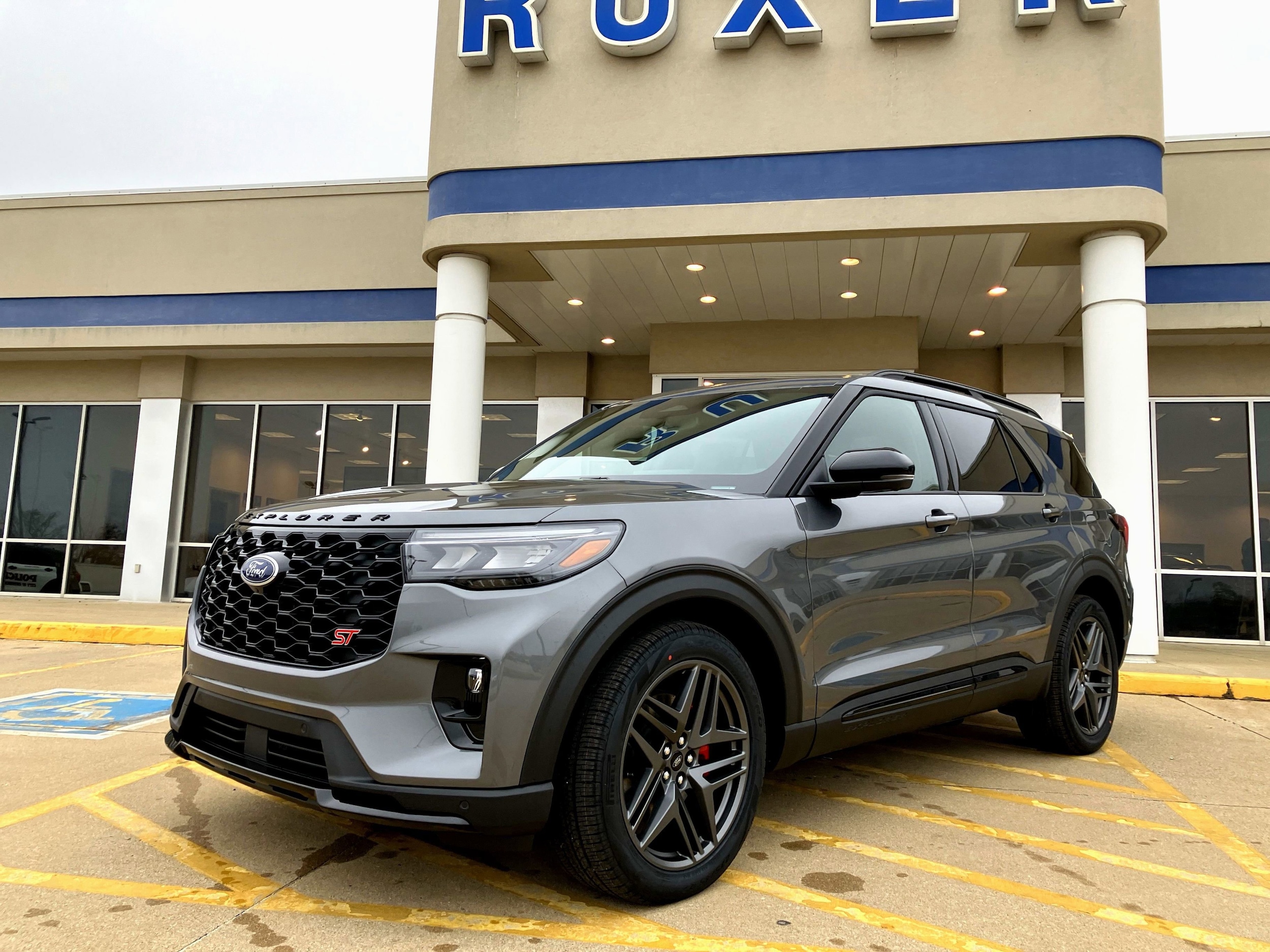 2026 Ford Explorer ST's photo