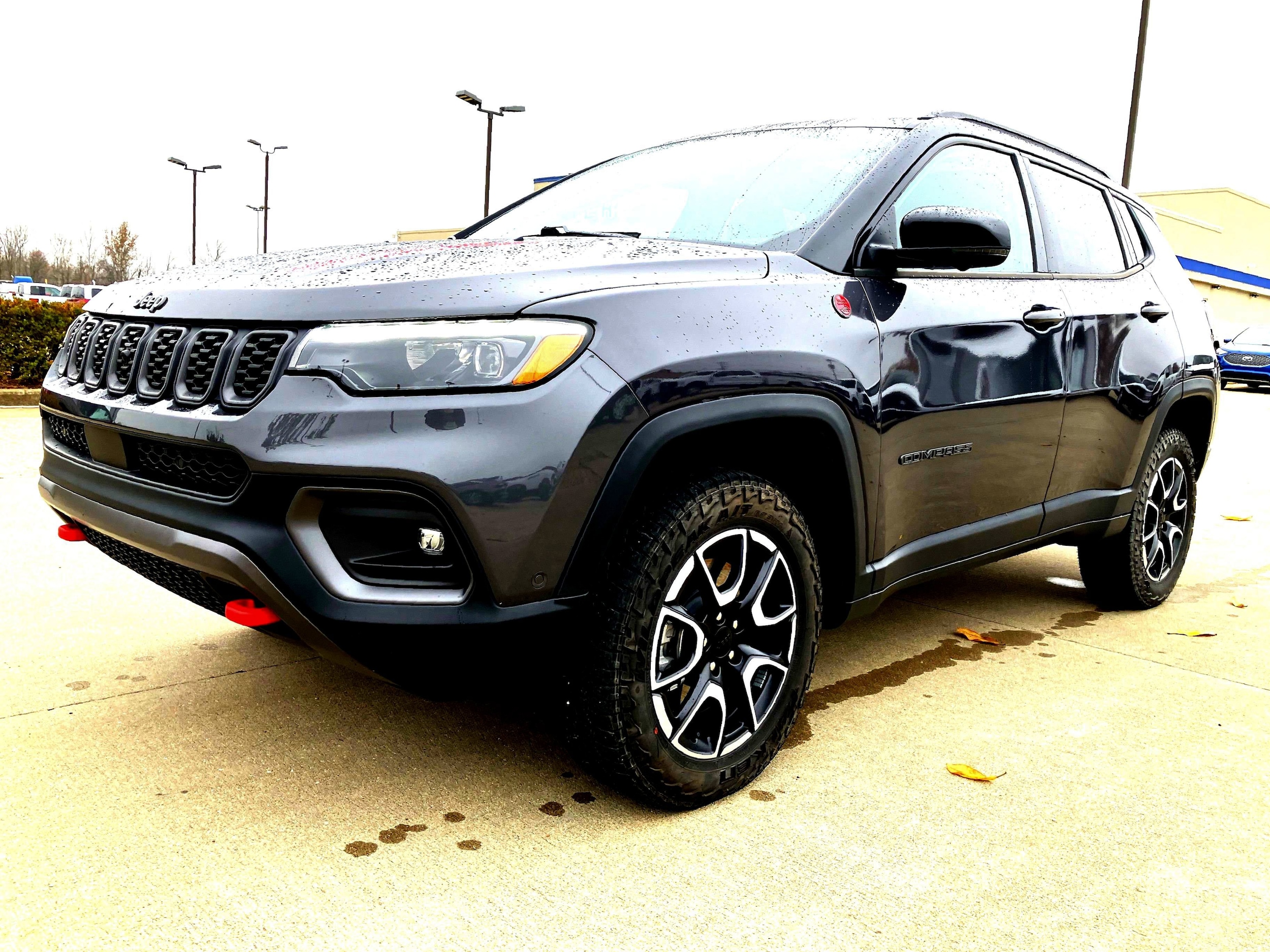 2024 Jeep Compass Trailhawk's photo