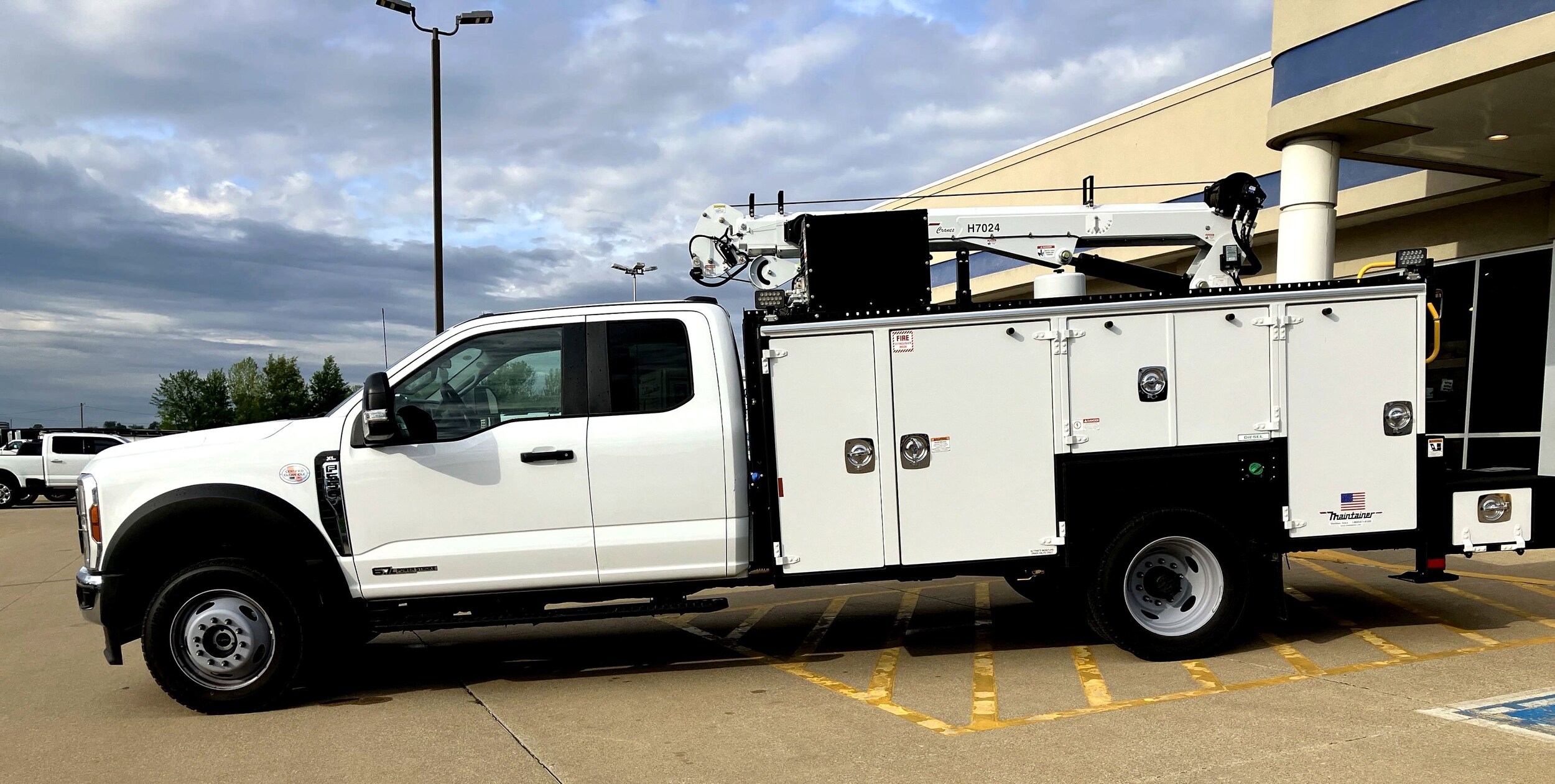 2025 Ford F-550 XL photo 3