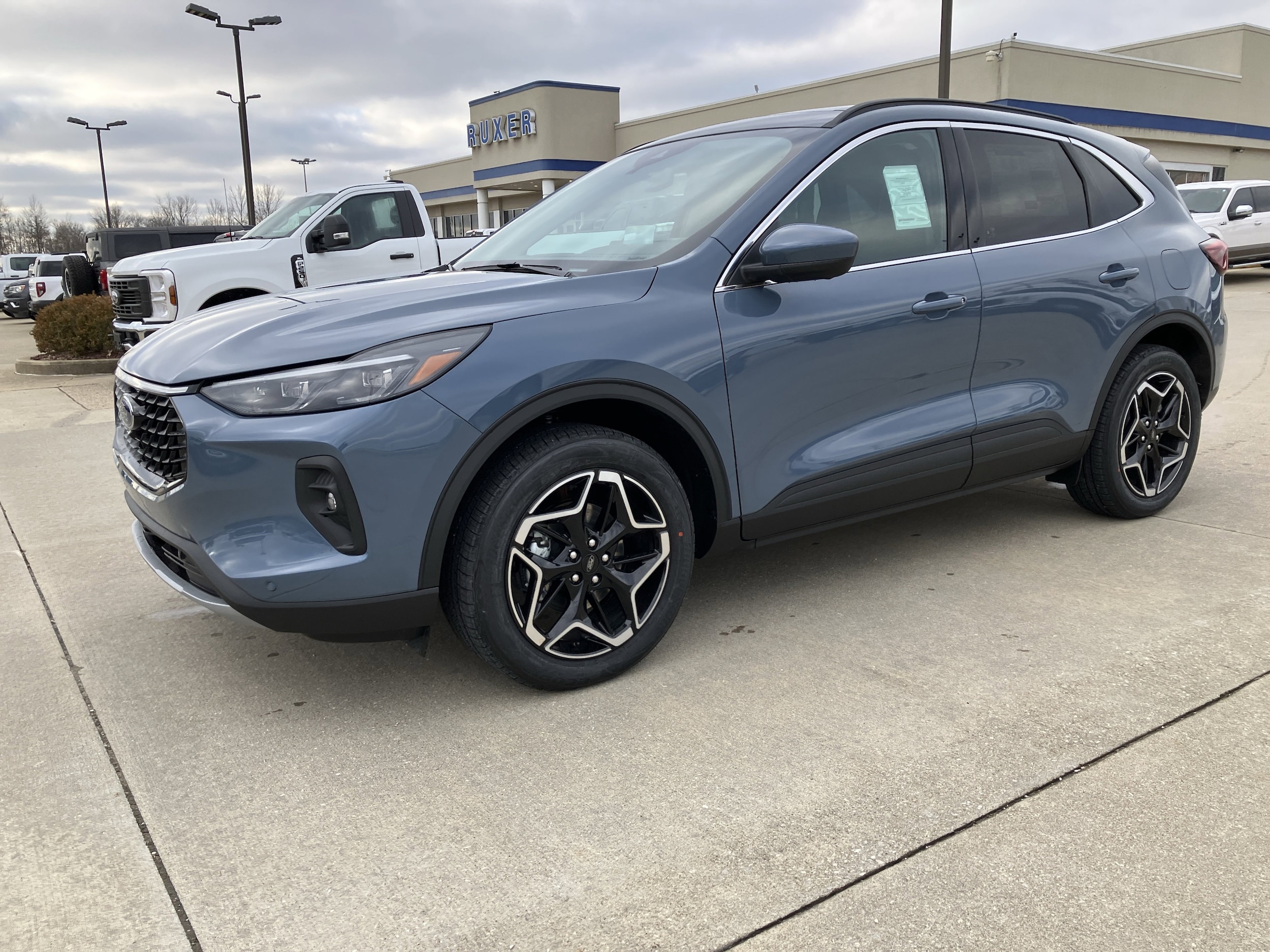 2026 Ford Escape Platinum's photo