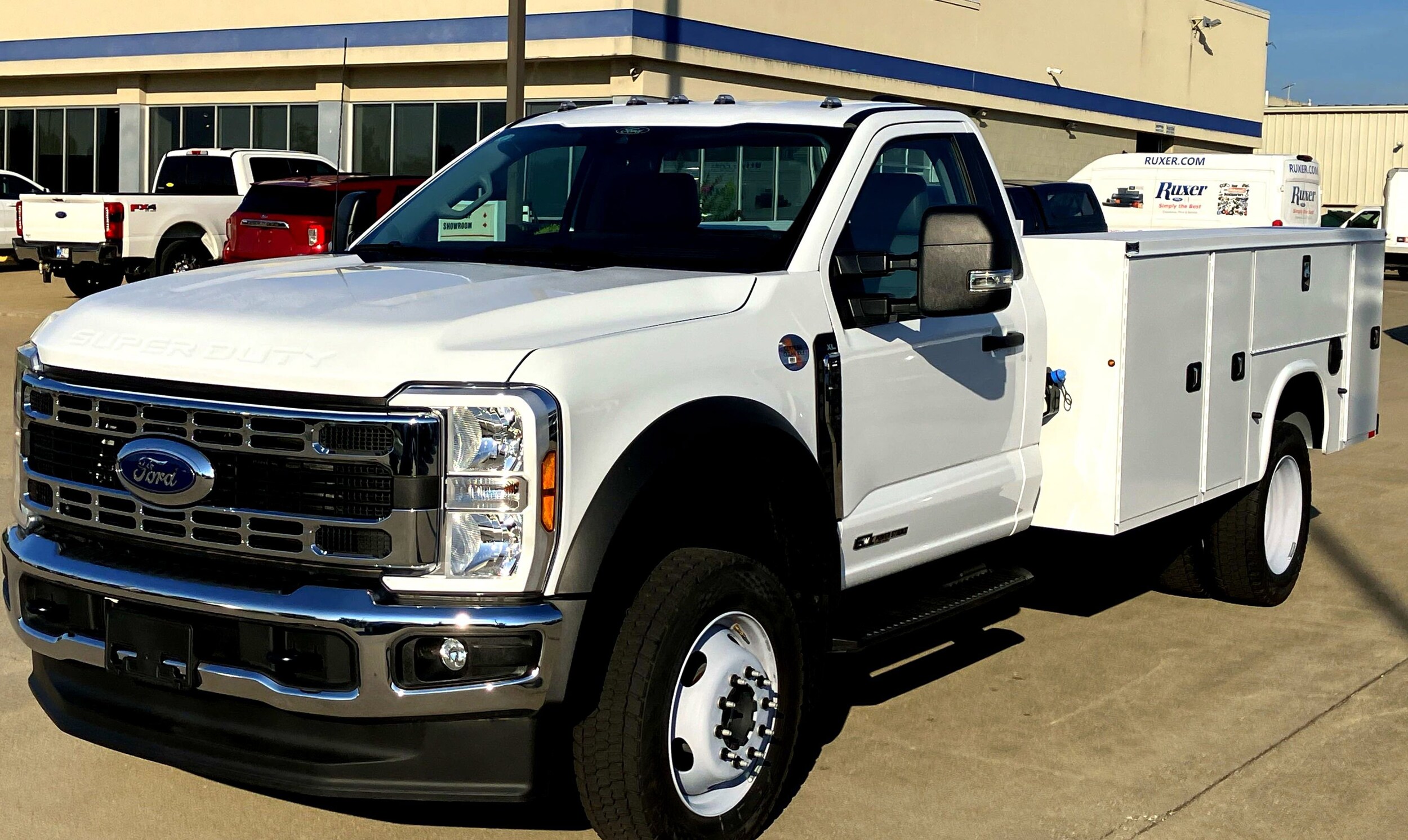2024 Ford F-450 XL photo 2
