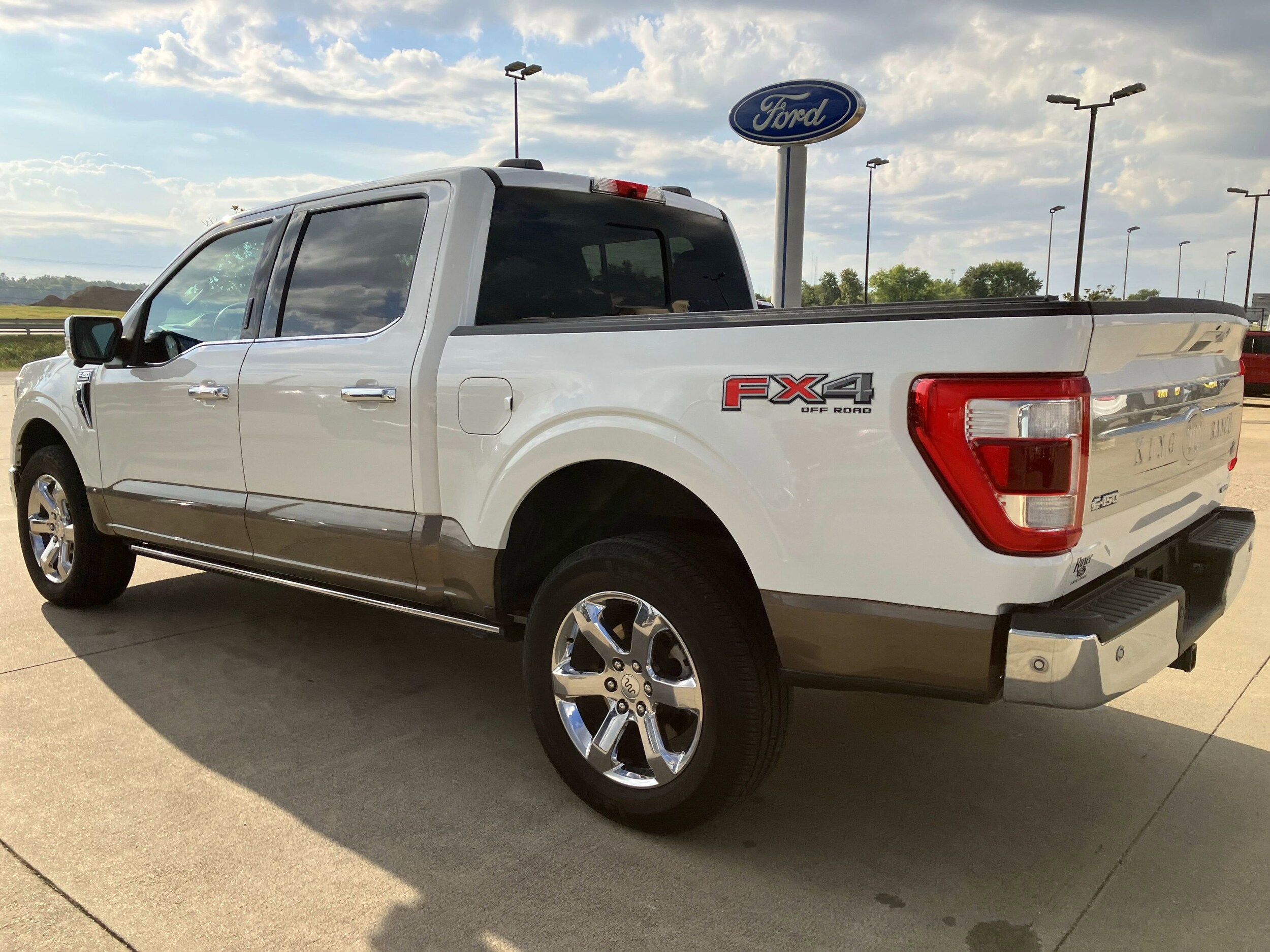 2022 Ford F-150 King Ranch photo 2