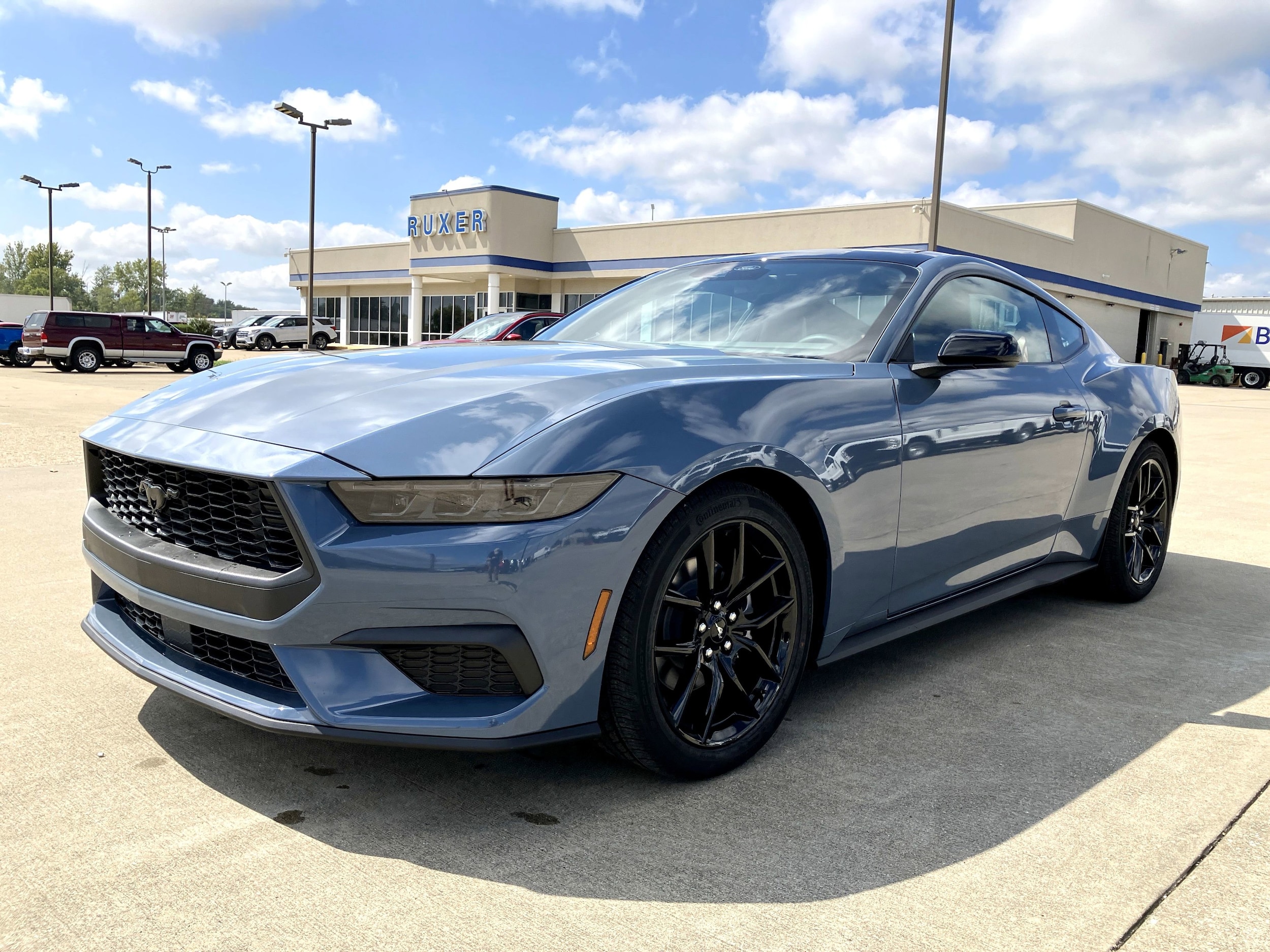 2025 Ford Mustang EcoBoost Premium's photo