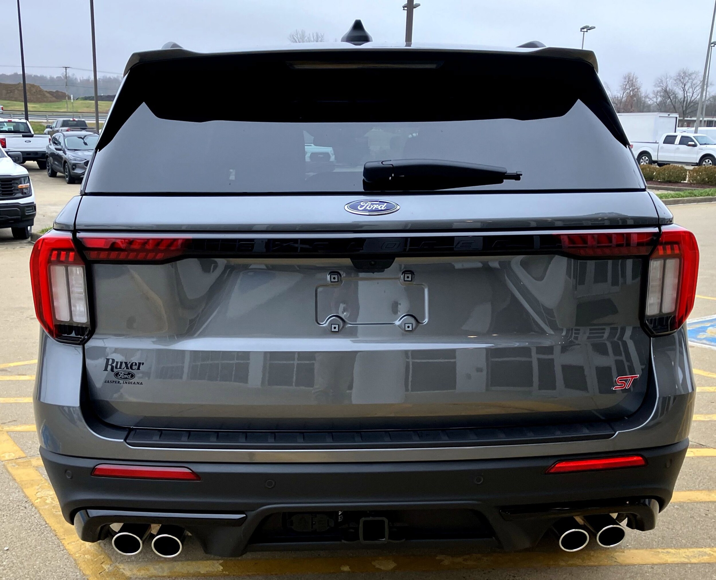 2026 Ford Explorer ST photo 3