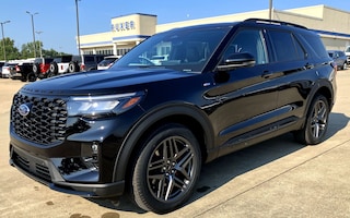 2025 Ford Explorer ST-Line 4WD