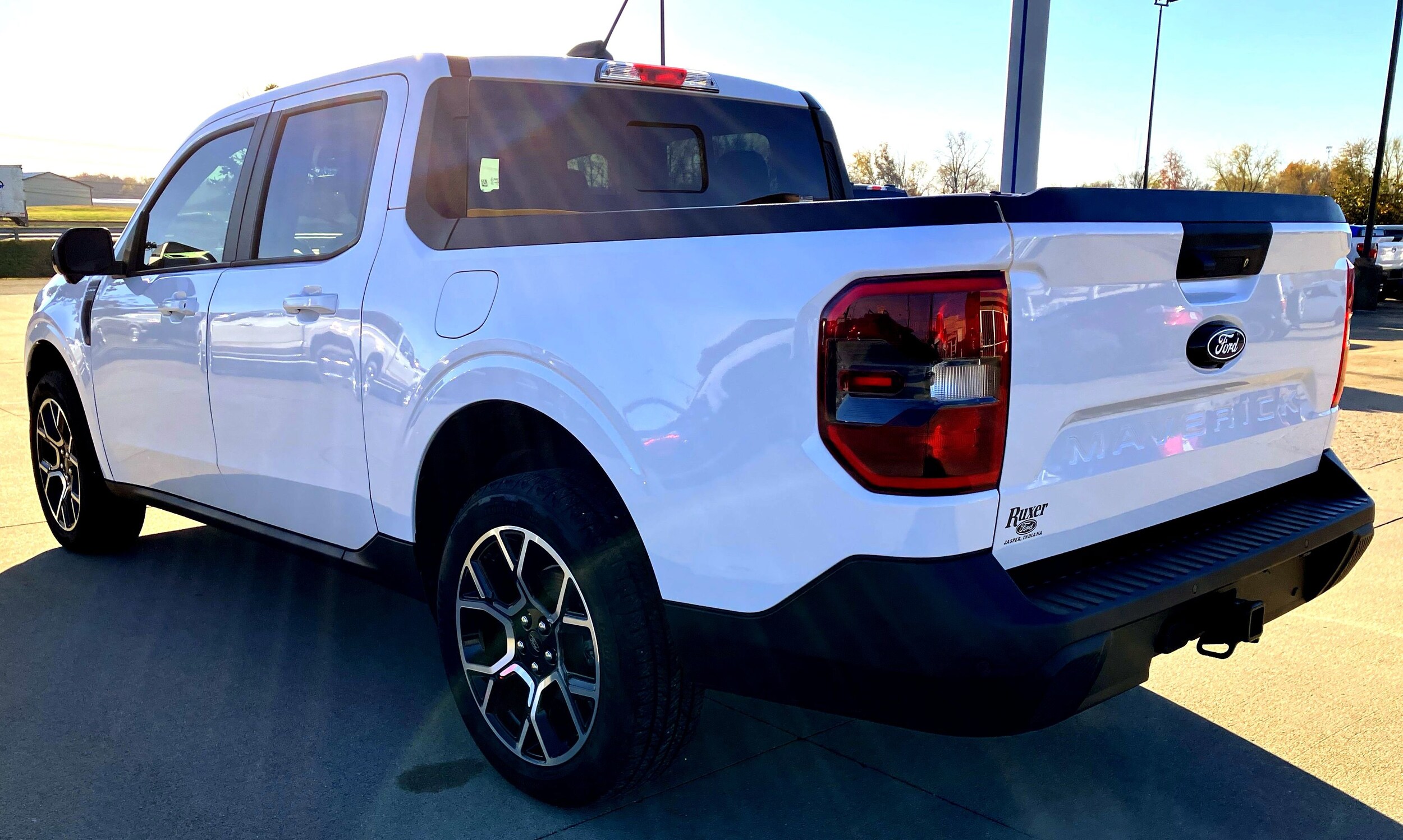 2025 Ford Maverick Lariat photo 3