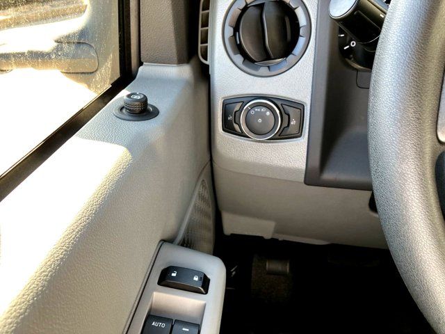2025 Ford E-Series Cutaway Base - Photo 29