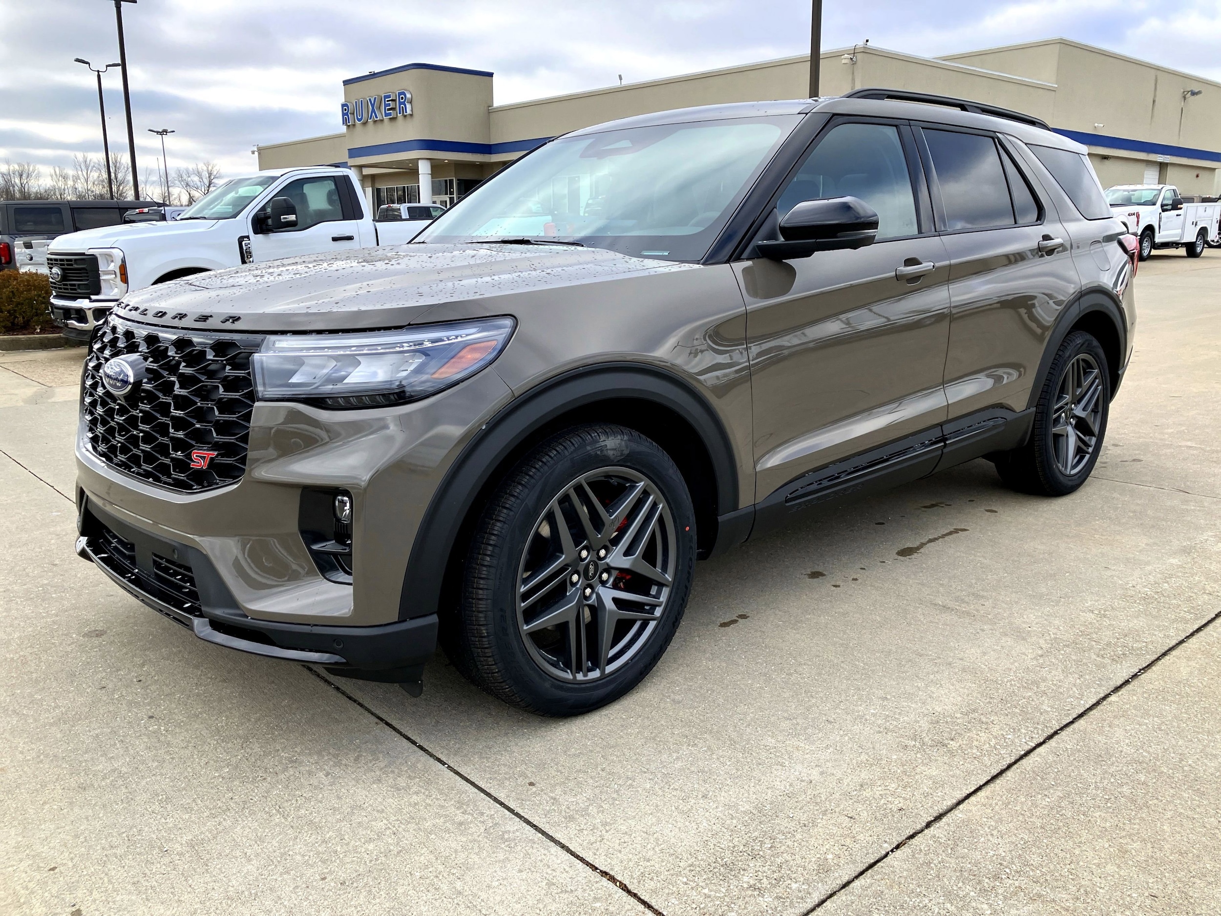 2026 Ford Explorer ST's photo